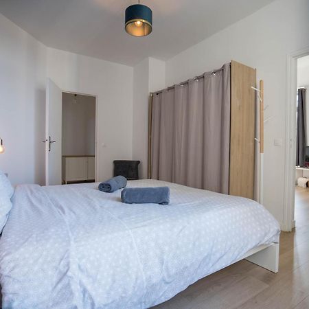 Charming City Center Flat รูออง ภายนอก รูปภาพ