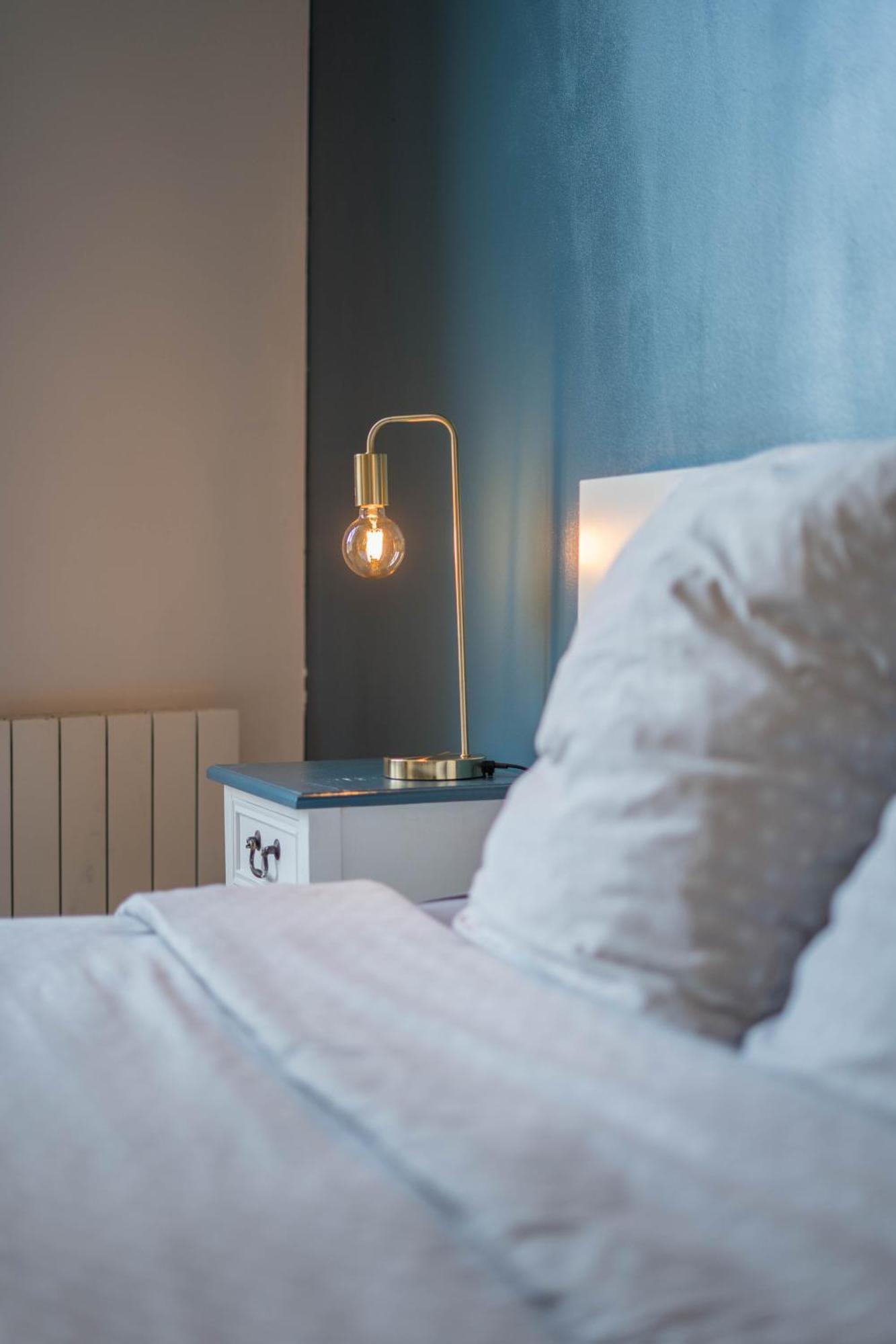 Charming City Center Flat รูออง ภายนอก รูปภาพ